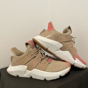 Adidas Prophere Trace running shoes